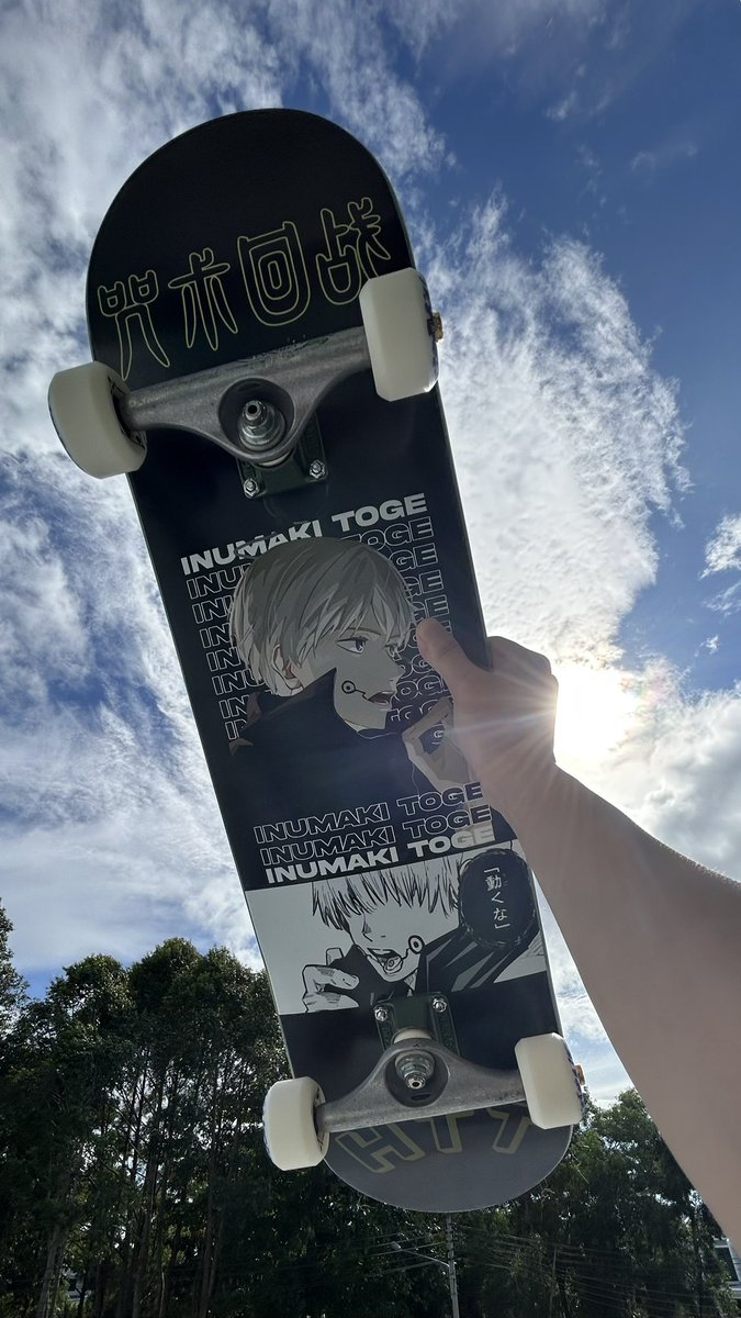 httsk8t's tweet photo. 「动くな。」 https://t.co/4fZHfhajJI