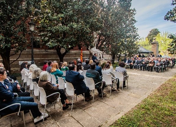 A l'acte on el Parlament homenatja les víctimes del franquisme amb un acte de "dignificació, justícia i reparació"
👉 Memòria per no oblidar l'aixecament contra la llibertat i la posterior dictadura feixista