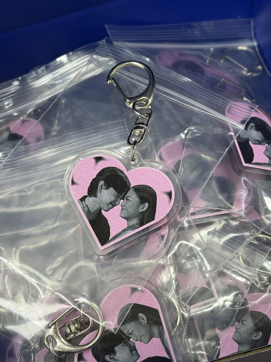 rafthanprteam's tweet photo. our rafthan acrylic keyrings are here!
Secure our exclusive RafThan merch by donating through this link: https://t.co/uMMtczo9qm
💌 PS. Donations under 50 php are eligible to receive a raffle entry for exclusive photocards! https://t.co/eAfXi444nP