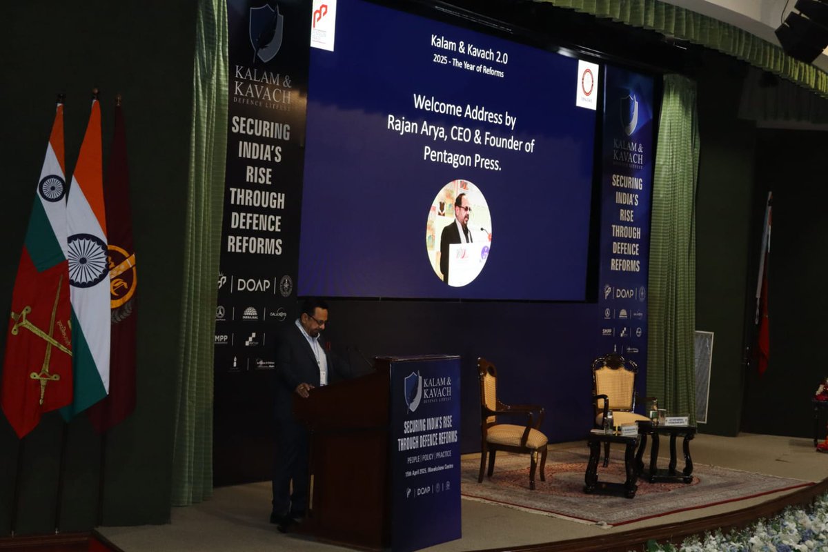 CENJOWS's tweet image. Kalam &amp;amp; Kavach 2.0 opened with a stirring welcome by Mr. Rajan Arya, CEO Pentagon Press.

Lt Gen Vipul Singhal conveyed the CDS’s message, emphasizing India’s urgent call for defence reforms.

#KalamAndKavach #DefenceReforms2025 #CENJOWS
