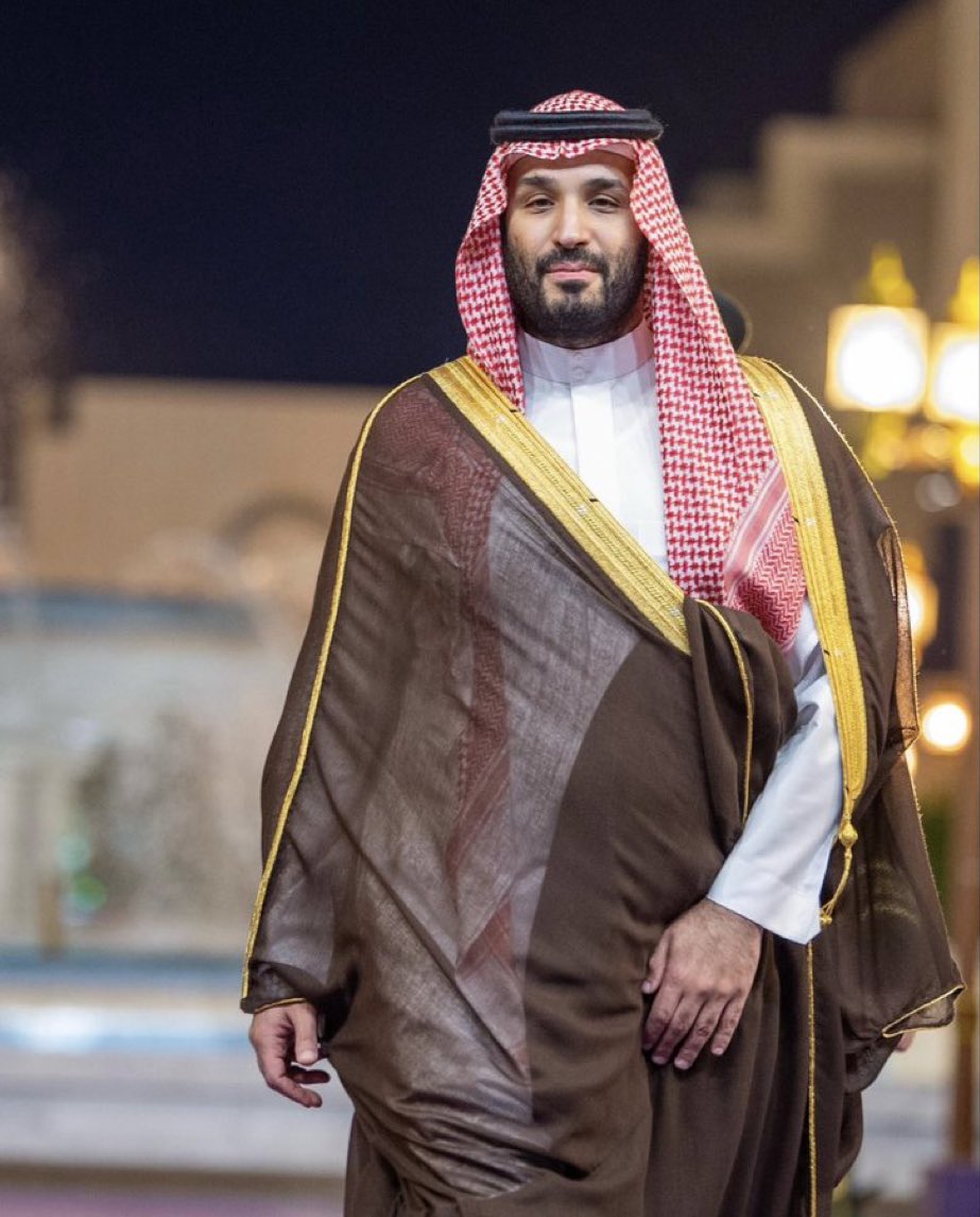 HRHMBNSALMAAN's tweet photo. “نسعى لرفع نسبة تملك المسكن للمواطن لتصل إلى 60%، وبحلول عام 2030 سيتم تجاوز كل النسب المقررة لتكون المملكة في مقدمة دول العالم لتملك المسكن الأول.” https://t.co/aC9T2b5Goc