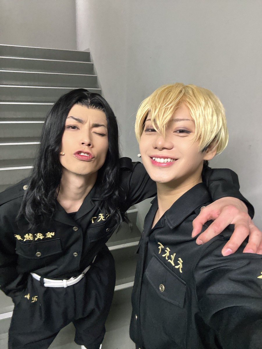 Shogo_Suzuki_'s tweet photo. 千冬ぅ。ペヤングくいてぇなぁ。
ありがとうな、千冬。

稽古期間本番期間。とずっと一緒にいてくれました。ありがとうな流司。
＃リベミュ
＃東京リベンジャーズ https://t.co/kiDUzDjjuc