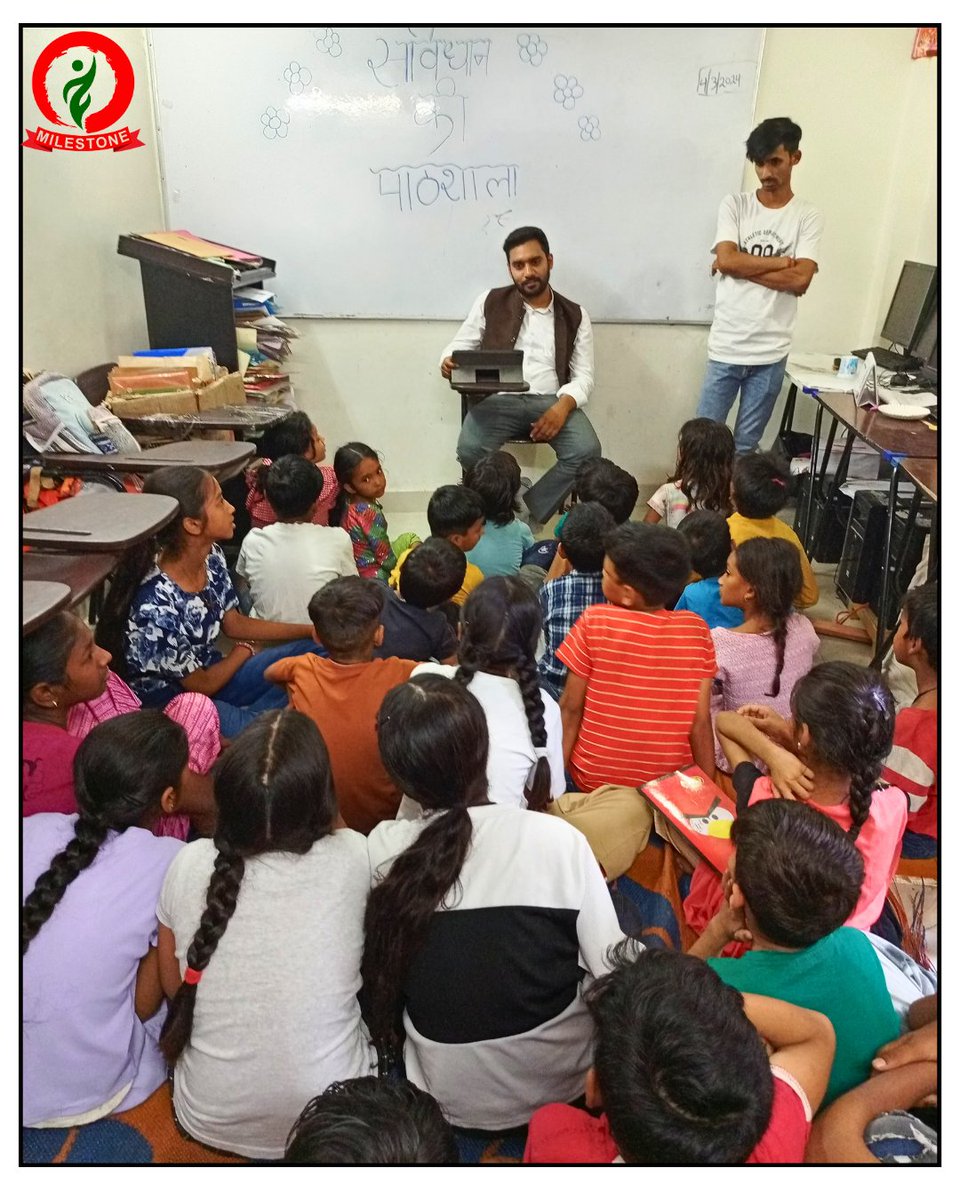 MilestoneNgo's tweet image. Empowering Young Minds! ✨

Milestone with the Delhi Legal Services Authority (DLSA) conducted a session of “Samvidhan Ki Paathshala” with the children of Milestone Pathshala.

The session was led by Advocate Rohit Yadav from DLSA. 
#Milestone #DLSA