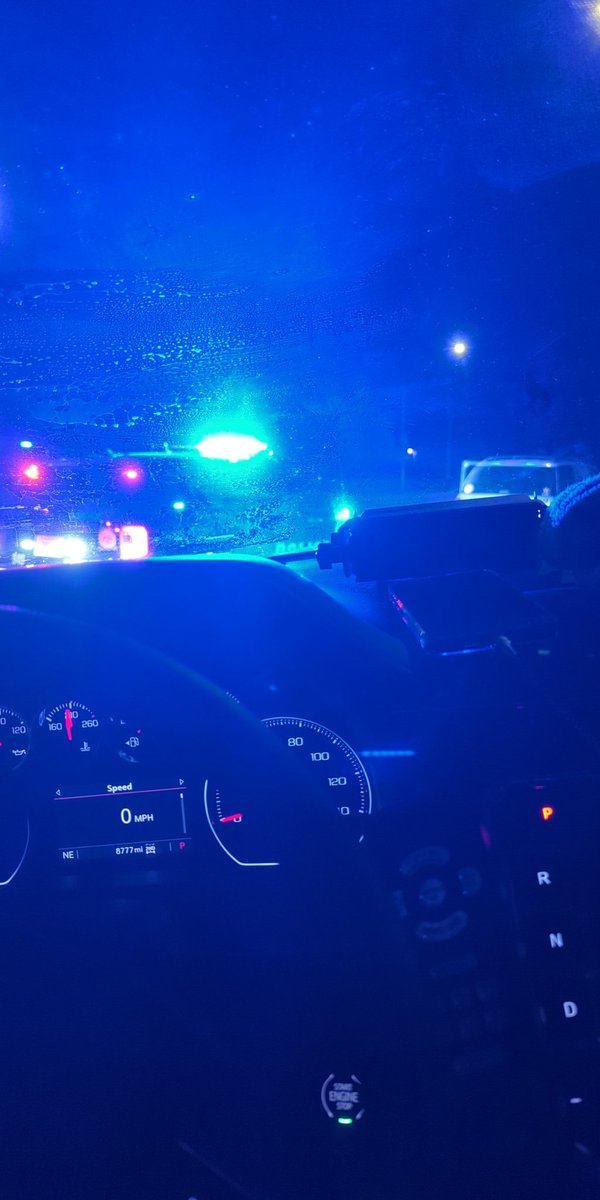 OfcFMatyja_PPD's tweet image. Officers out with a party who had some illicit narcotics....also a felon in possession of a concealed weapon are big no nos. #cshiftthings #nocrimeinpapio