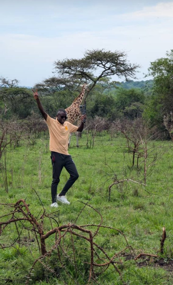 ᴛʀᴀᴠᴇʟ ꜱᴘᴇᴄɪᴀʟɪꜱᴛ 🇺🇬 tweet media
