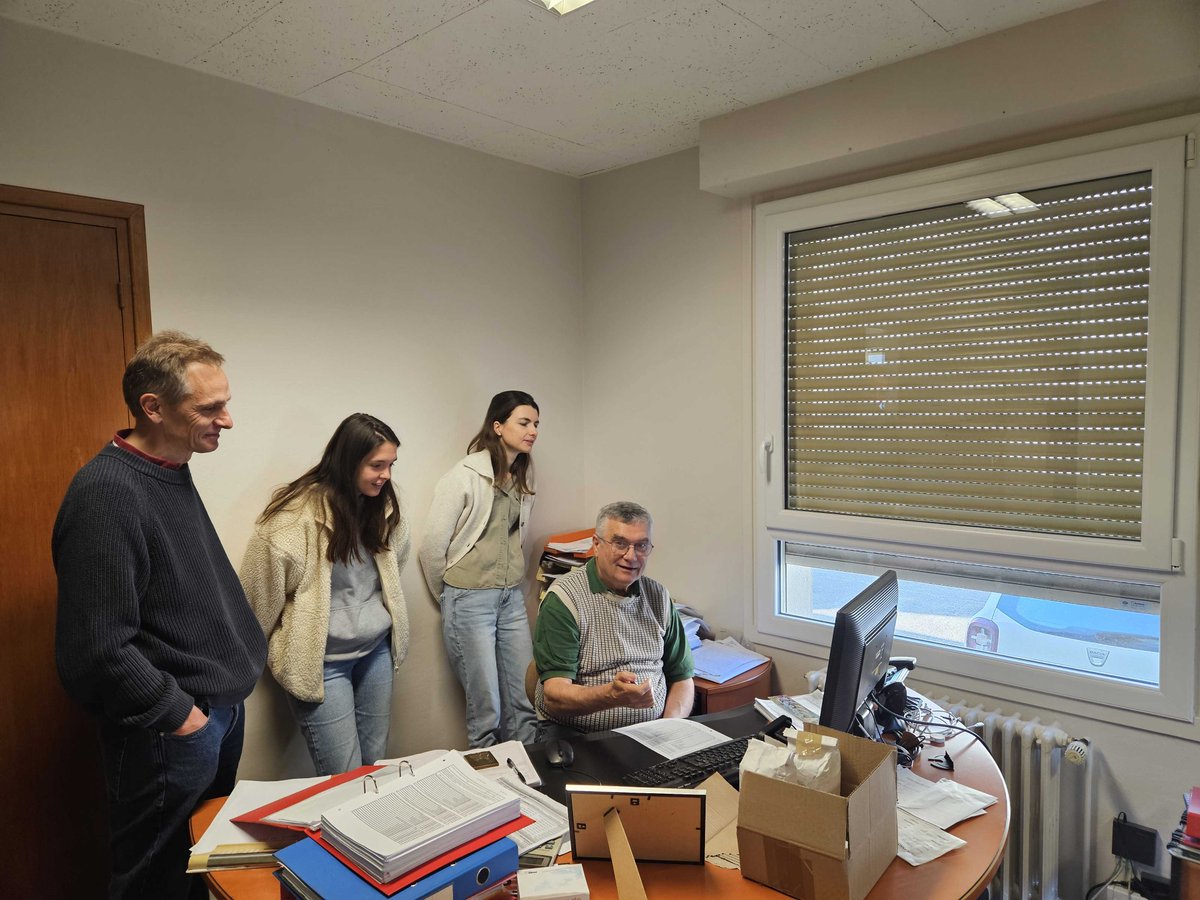 perfarmer's tweet photo. Développer une appli réellement utilisée, cela passe aussi par aller à la rencontre de ses utilisateurs 👩‍🌾📱🌾... 
Et ça tombe bien, l’équipe @Perfarmer adore ça 🤗 ! https://t.co/uoMtIItPtq