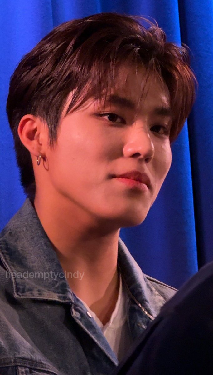 gorgeous beautiful perfect flawless stunning

#박정우 #PARKJEONGWOO 
#TREASURE #트레저