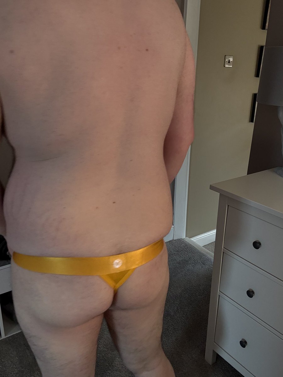 underbearchub's tweet photo. I don’t know what type of day Tuesday is but it Thong Tuesday for me #bear #thong #underwear #chub #bear #chub4chaser https://t.co/3okZWC0Vka