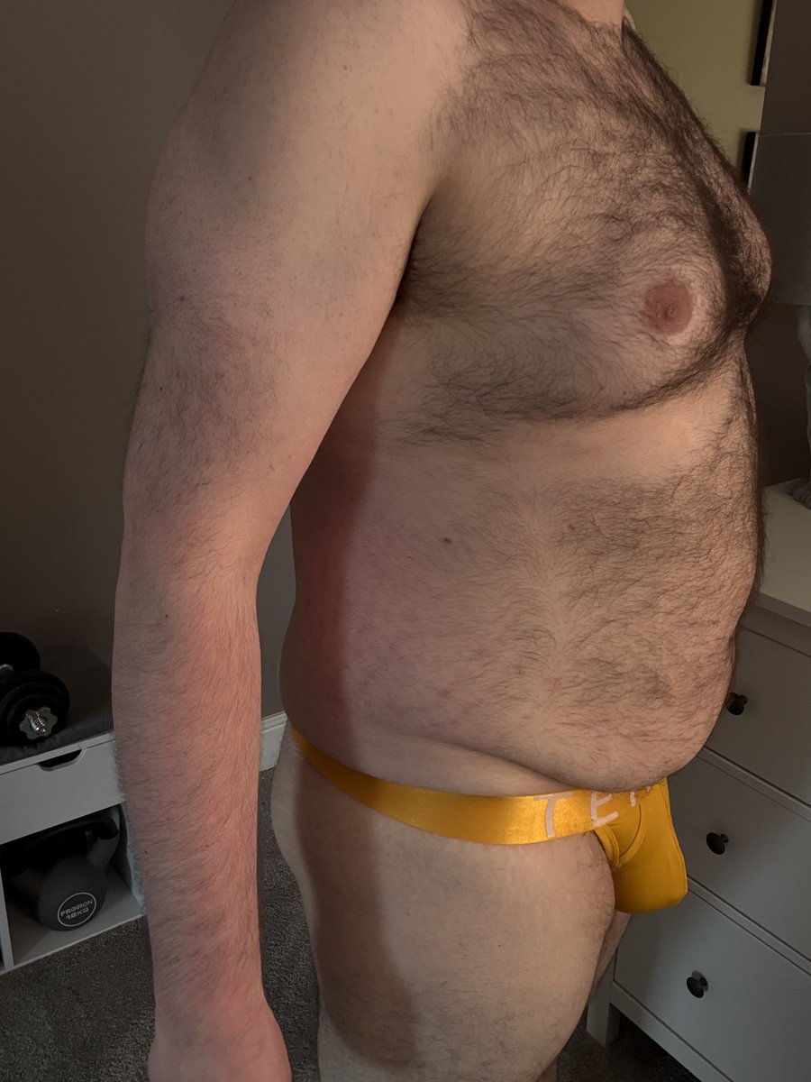 underbearchub's tweet photo. I don’t know what type of day Tuesday is but it Thong Tuesday for me #bear #thong #underwear #chub #bear #chub4chaser https://t.co/3okZWC0Vka