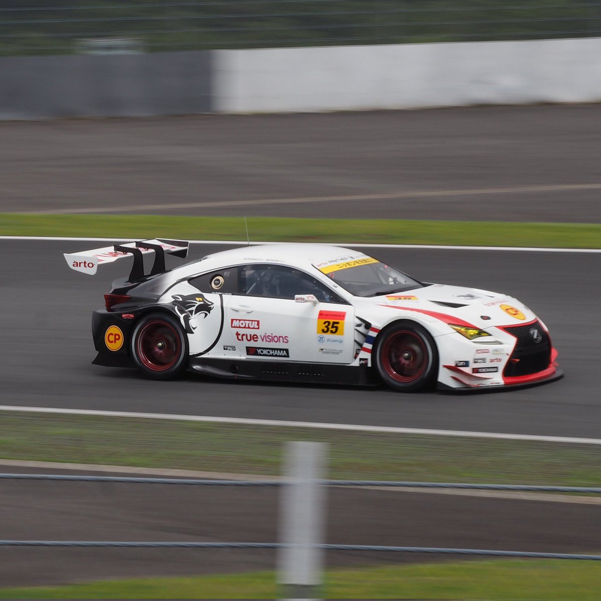ne2_toshi_2's tweet photo. 2018 AUTOBACS SUPER GT
Round 2 FUJI GT 500km Race
GT300 Class
arto-Panther Team Thailand
#35 ARTO RC F GT3
Nattavude Charoensukhawatana 選手
Nattapong Hortongkum 選手
#SUPERGT
#ARTORCFGT3
#artoPantherTeamThailand
#NattavudeCharoensukhawatana
#NattapongHortongkum https://t.co/7pCf1Msyjj