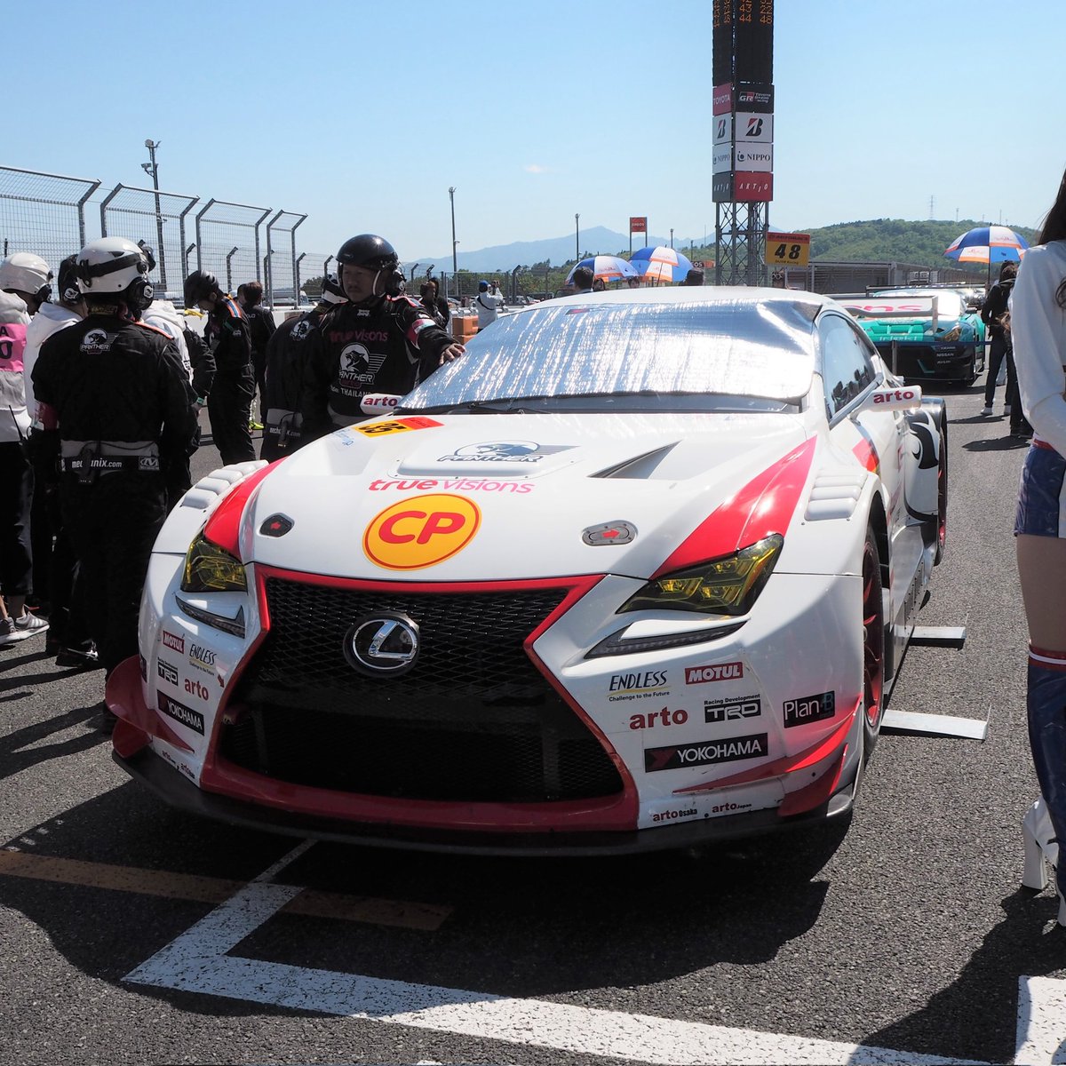 ne2_toshi_2's tweet photo. 2018 AUTOBACS SUPER GT
Round 2 FUJI GT 500km Race
GT300 Class
arto-Panther Team Thailand
#35 ARTO RC F GT3
Nattavude Charoensukhawatana 選手
Nattapong Hortongkum 選手
#SUPERGT
#ARTORCFGT3
#artoPantherTeamThailand
#NattavudeCharoensukhawatana
#NattapongHortongkum https://t.co/7pCf1Msyjj