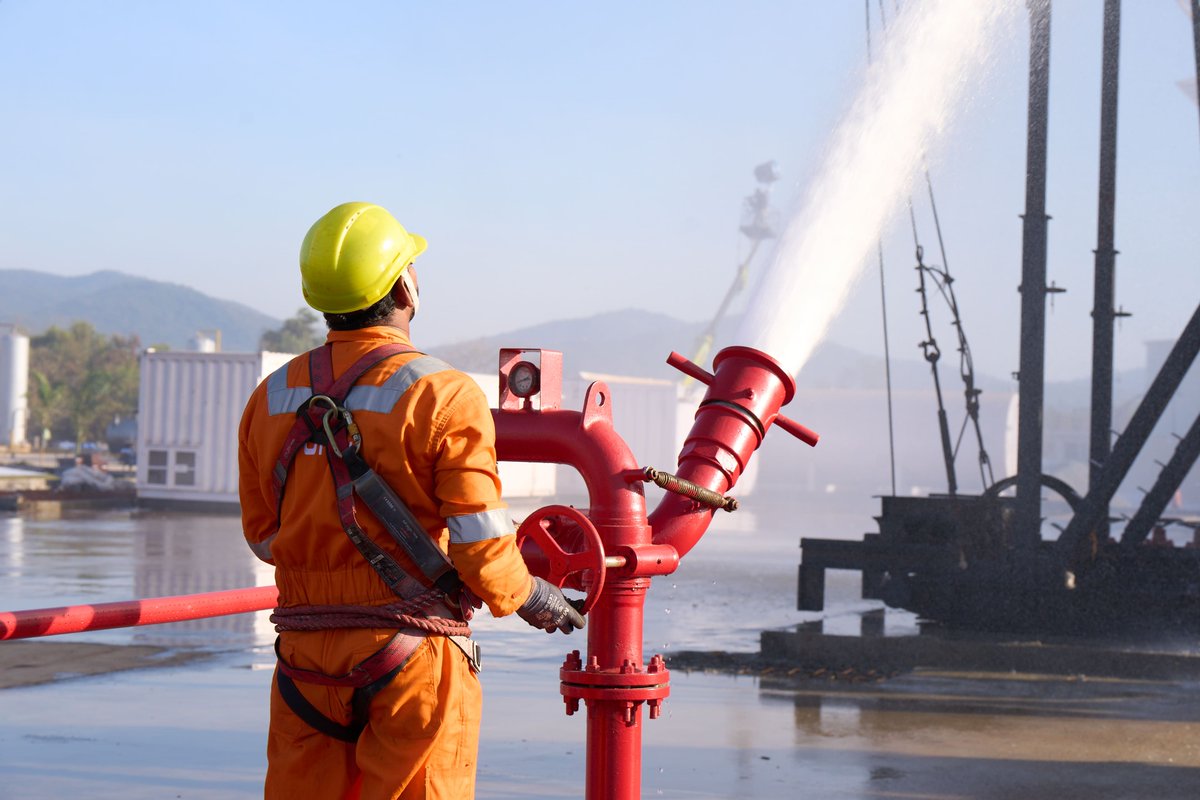 ati_ongc's tweet photo. How is ATI-ONGC redefining safety training in India?  Discover our game-changing programs &amp; global standards. Read more in the blog! https://t.co/OOoIvVEfBa
#WorkplaceSafety #TrainingExcellence #ATIONGC #HSETraining #SafetyStandards #CorporateTraining #NEBOSH #IOSH https://t.co/MptMGQQVhf