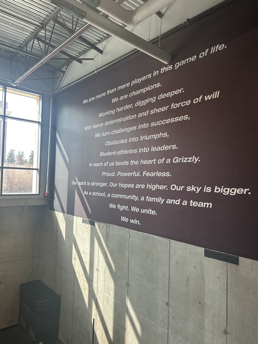 MaverickDiede's tweet photo. Thank you #Griz for the amazing visit!! https://t.co/uwMrQ88tDg