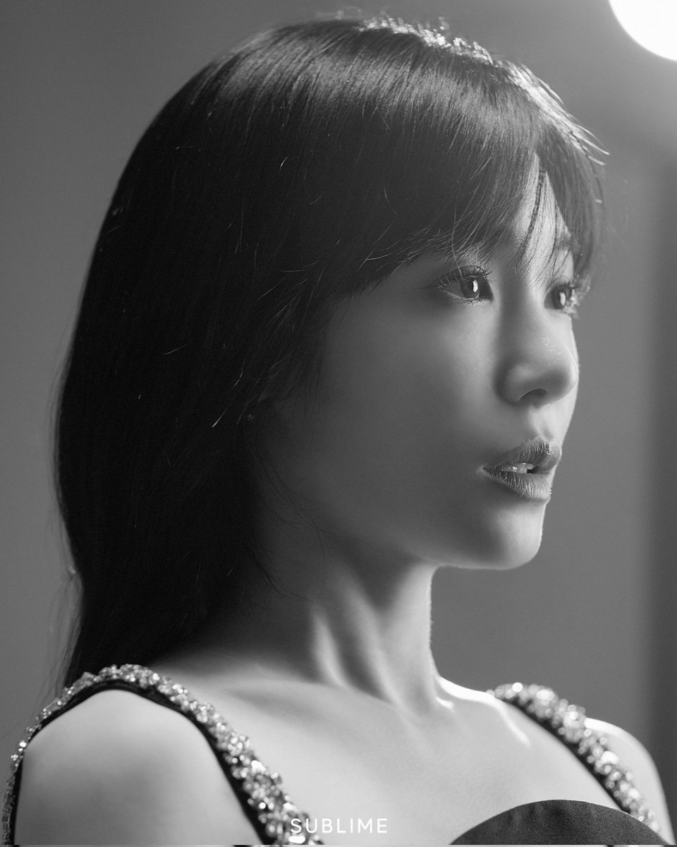 Tiffany Young tweet media