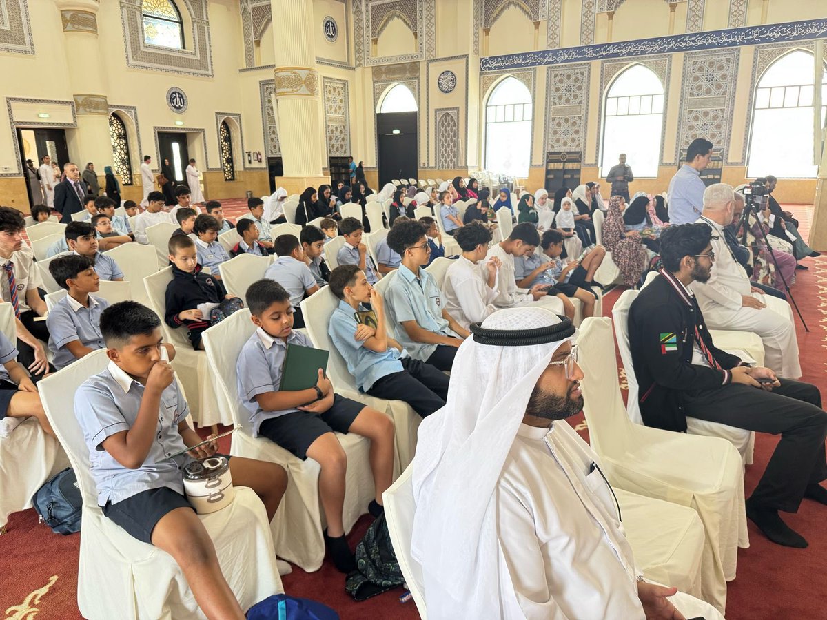 KhalafAlHabtoor's tweet photo. بفضل الله وتوفيقه، يسعدني أن أعلن عن انطلاق مبادرة خلف الحبتور المباركة لدعم وتعزيز لغت��ا العربية الأصيلة. هذه المبادرة الكريمة تقام في رحاب مسجد ومركز الفاروق عمر بن الخطاب رضي الله عنه، وبالتعاون المثمر مع مدرسة الإمارات الدولية.

نستقبل بكل فخر مشاركة 282 طالبًا وطالبة في هذه المبادرة التي تشمل:
- جائزة تقديرية لحفظ وتجويد القرآن الكريم.
- جائزة تشجيعية لفهم ونشر السنة النبوية الشريفة.
- جائزة إبداعية لإثراء الأدب العربي.

أطلقنا هذه المبادرة إيمانًا منا بأهمية اللغة العربية ودورها في حفظ هويتنا وقيمنا. نسأل الله أن يبارك هذه الجهود وأن ينفع بها أبناءنا وبناتنا.

#خلف_الحبتور_يدعم_العربية #اللغة_العربية_هويتنا #مسجد_الفاروق_عمر_بن_الخطاب #مدرسة_الإمارات_الدولية #جائزة_القرآن_والسنة_والأدب