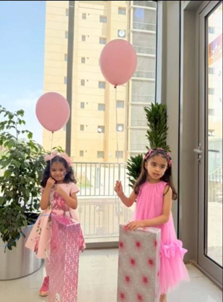 UCC_KSAUHS's tweet photo. لحظات من البهجة والفرح رسمها أطفال مركزنا في احتفالنا بعيد الفطر المبارك .. https://t.co/VyLXVTJBq6