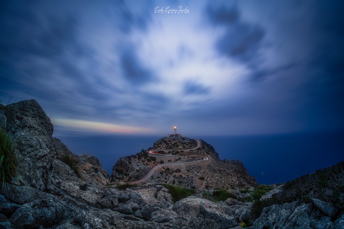 CarlosCarrinSn1's tweet photo. Bon dia! #Formentor #Mallorca
@VanguardPhotoES @SonyEspana
#cielosESA @ThePhotoHour
@visit_mallorca #PicOfTheDay #EarthandClouds #PaisajesDelMundo @tiempobrasero
@hacerfotos #MisFotosDeBaleares
@visit_mallorca #landscapephotography #bestsunsetphoto #sunsets https://t.co/rZcIZHx7Vr