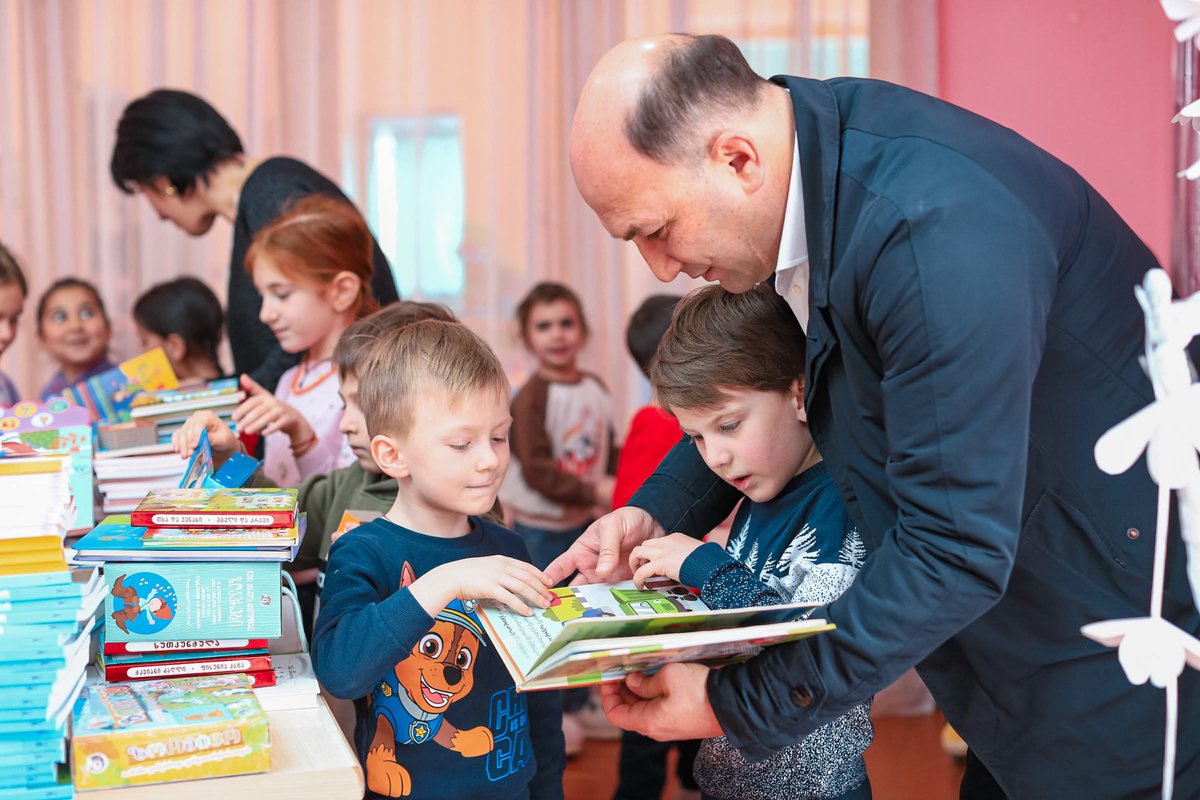 📚 Since 2023, Georgian Post has been committed to building libraries across Georgia as part of its CSR initiative—boosting education, culture, and community nationwide. 🇬🇪 #CSR #LibrariesForAll #GeorgianPost