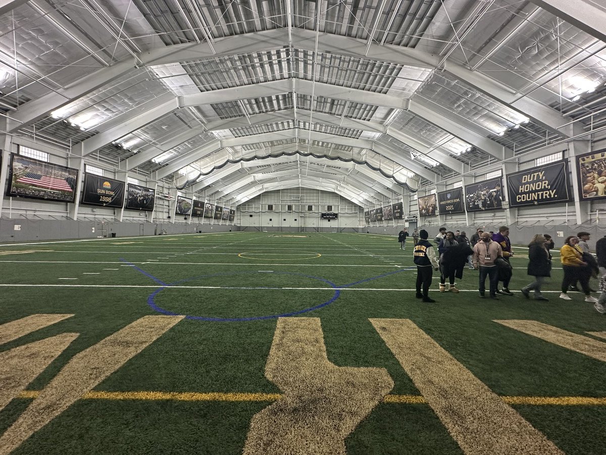 MaverickDiede's tweet photo. I had an amazing time at the West Point spring game!! https://t.co/C4cR4MqjvP