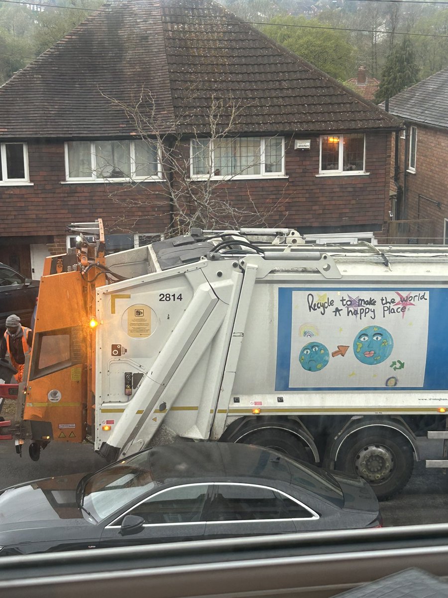 Sarah-Jo Hall tweet media