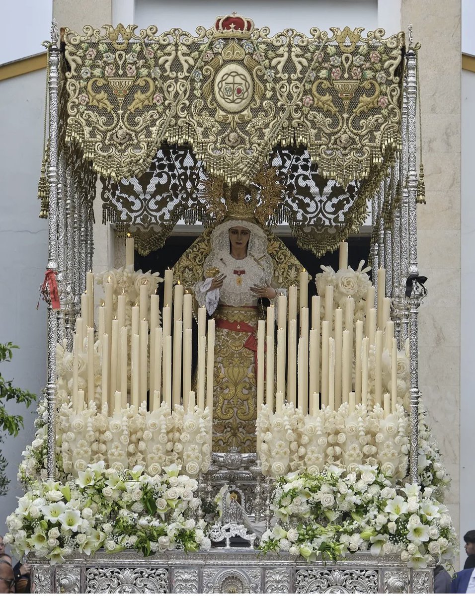 alvprior's tweet photo. Un nuevo Martes Santo nos espera, solo queda disfrutar del dia de hoy, desear a mi hermandad de @PasionDHoficial una fructífera estación de penitencia. https://t.co/r81jDX72xP