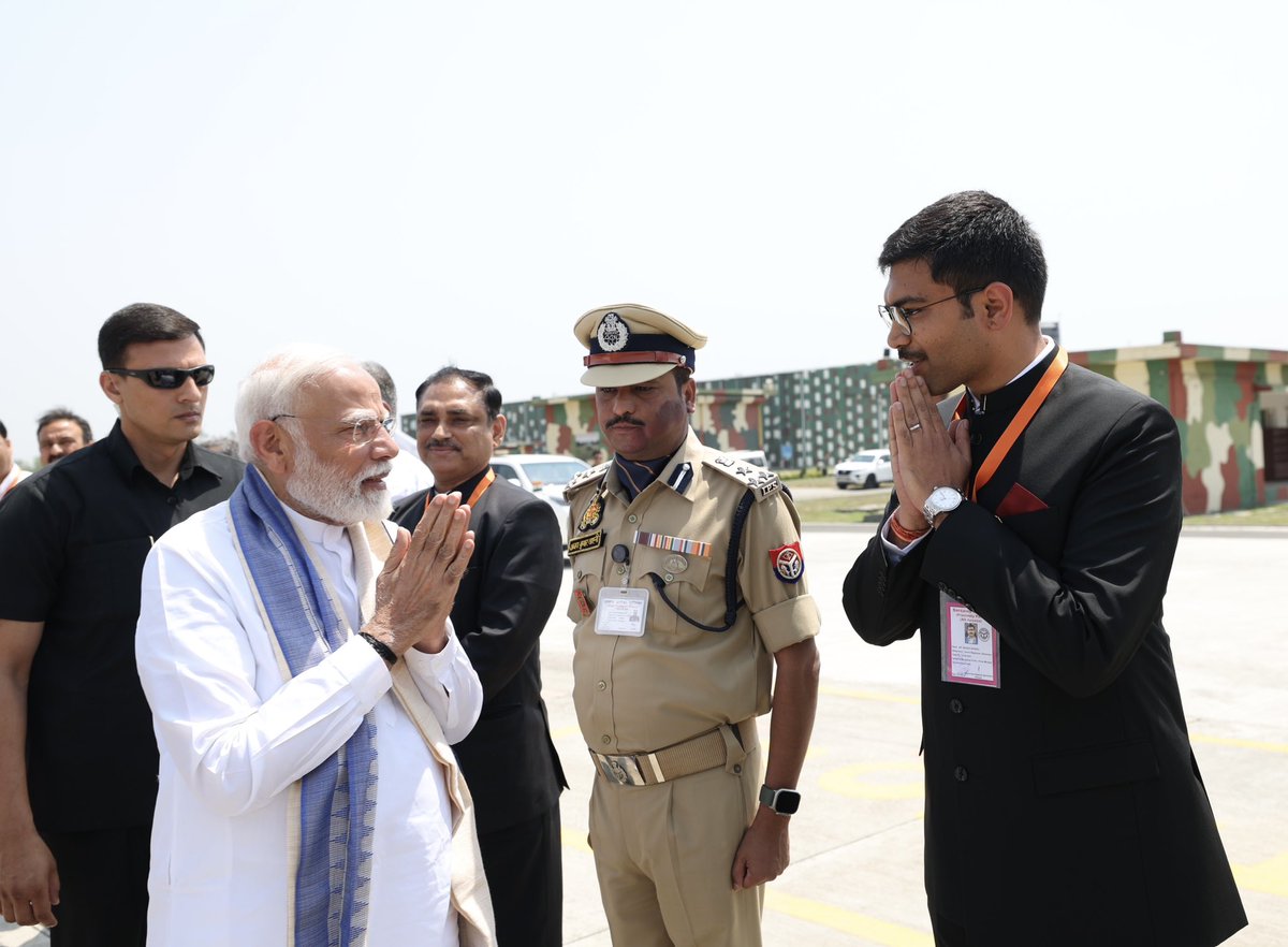 A few seconds, which leave you with inspiration and lots of energy. #IASwork