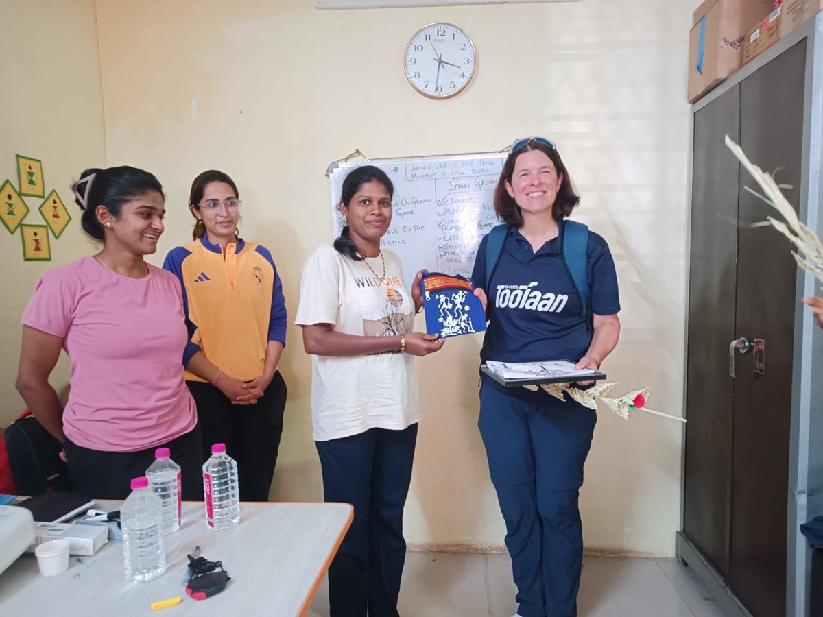 nanhikali tweet media