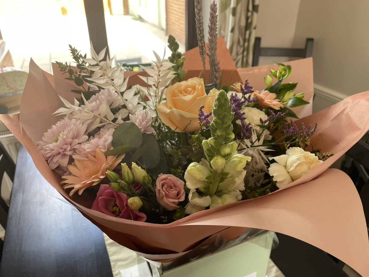 hails170178's tweet photo. Lovely surprise from Stu yesterday morning. https://t.co/z0IbAqvFqV