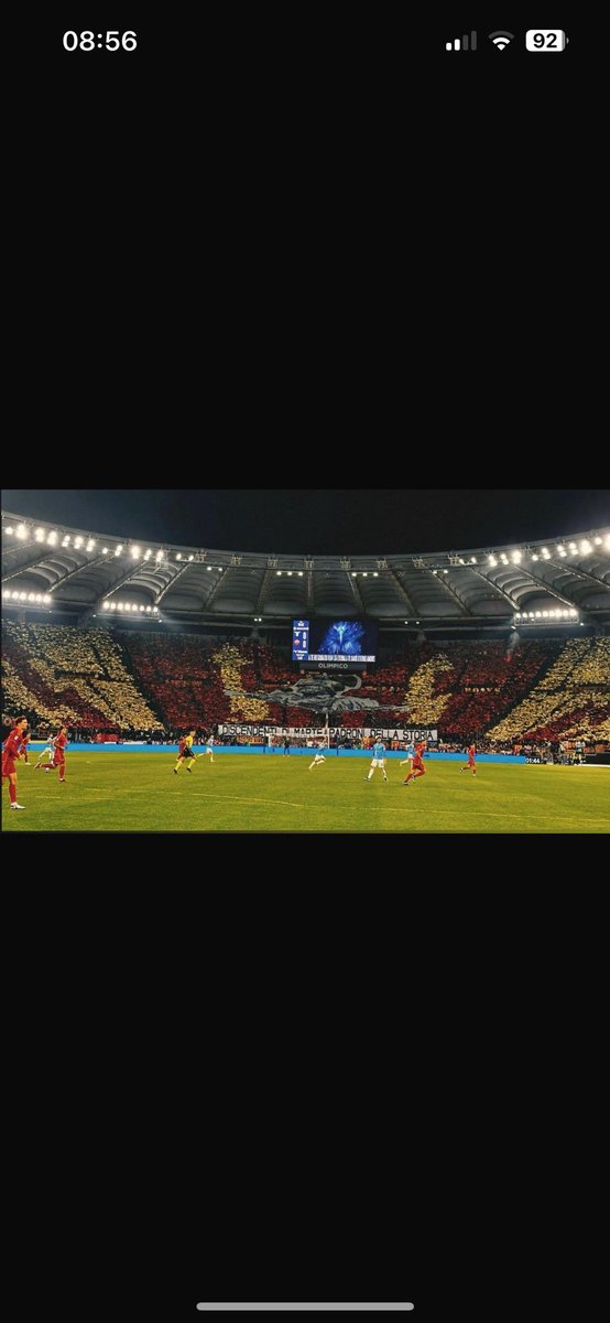 LazialeLeale's tweet photo. Ragazzi non siate ingenerosi. Hanno fatto passi da gigante, passando da tampax e cazzi enormi ad una stampa di Gigi Sabani ben fatta!

#asroma #asrom #napoletani #curvasud #figlistupididiroma https://t.co/yveqNK2Bct