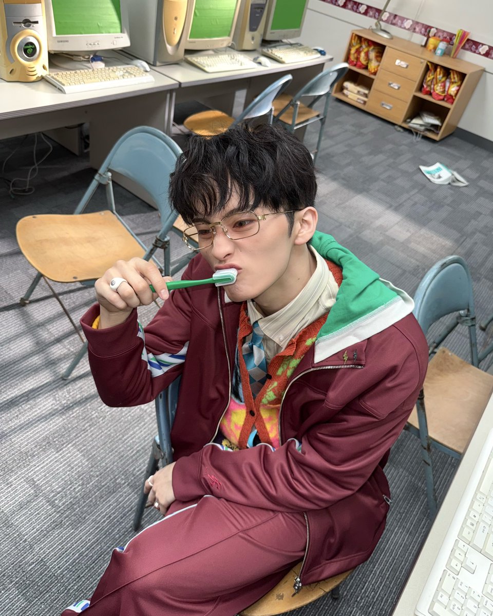 NCTsmtown's tweet image. 🪥🪑🖲️

#MARK #마크 #MARK_1999
#NCT #NCT127 #NCTDREAM