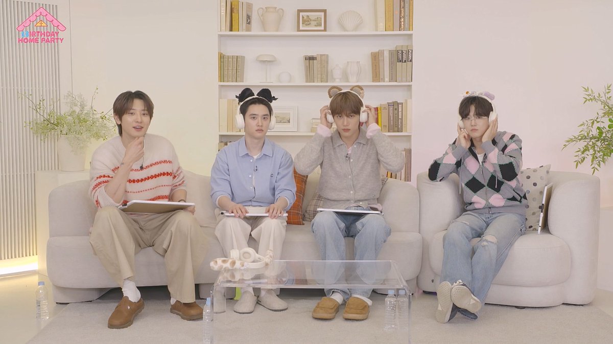 EXO tweet media