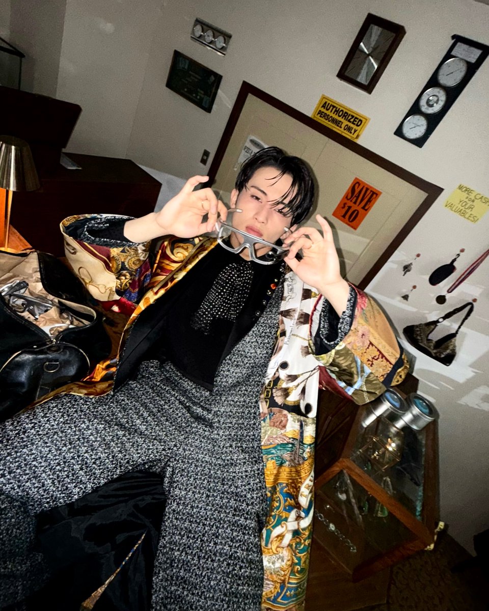 NCTsmtown's tweet image. 1999 Ninety night

#MARK #마크 #MARK_1999
#NCT #NCT127 #NCTDREAM