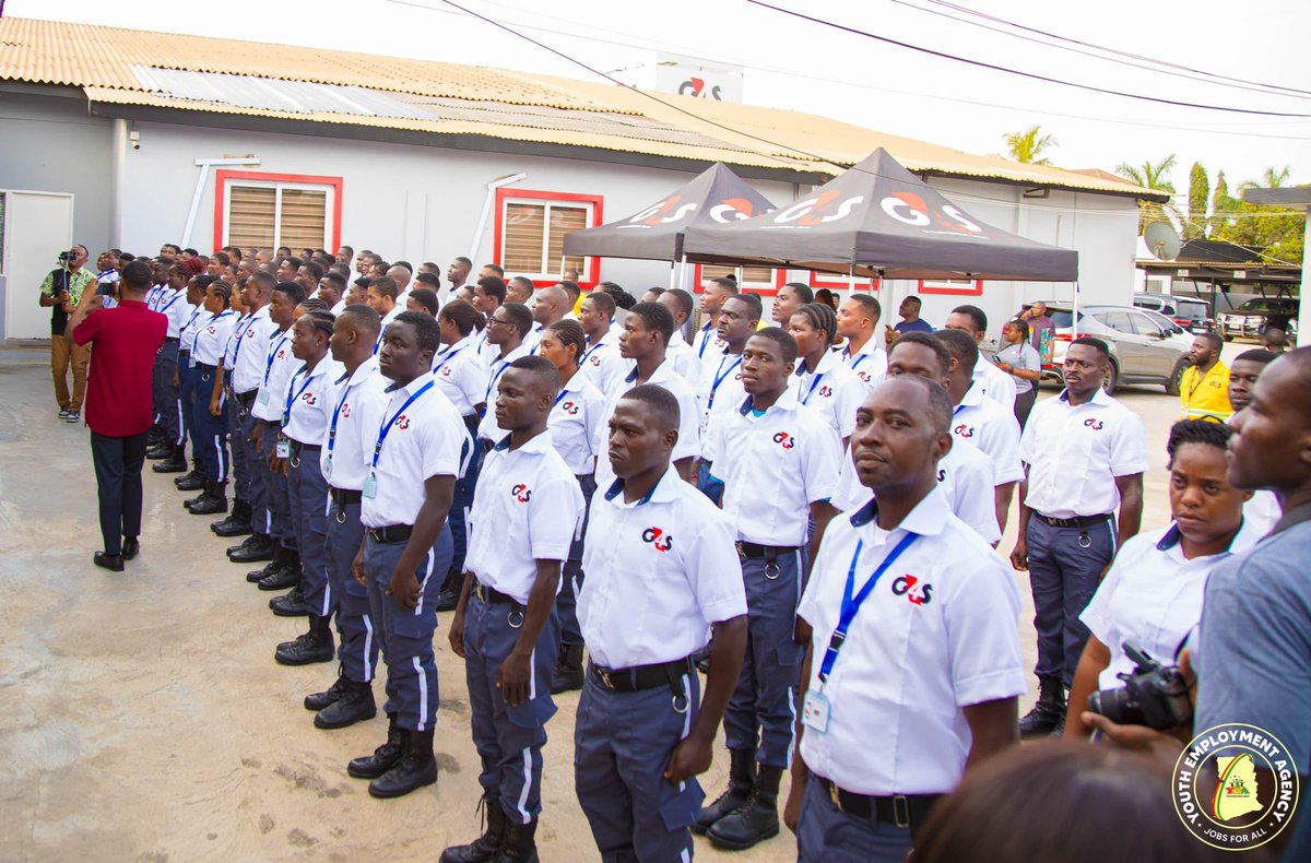 tv3_ghana's tweet photo. 📸 Malik Basintale commissions the first batch of G4S-trained security recruits deployed under the YEA–G4S private security partnership.

#TV3GH https://t.co/ovJUUknbfK