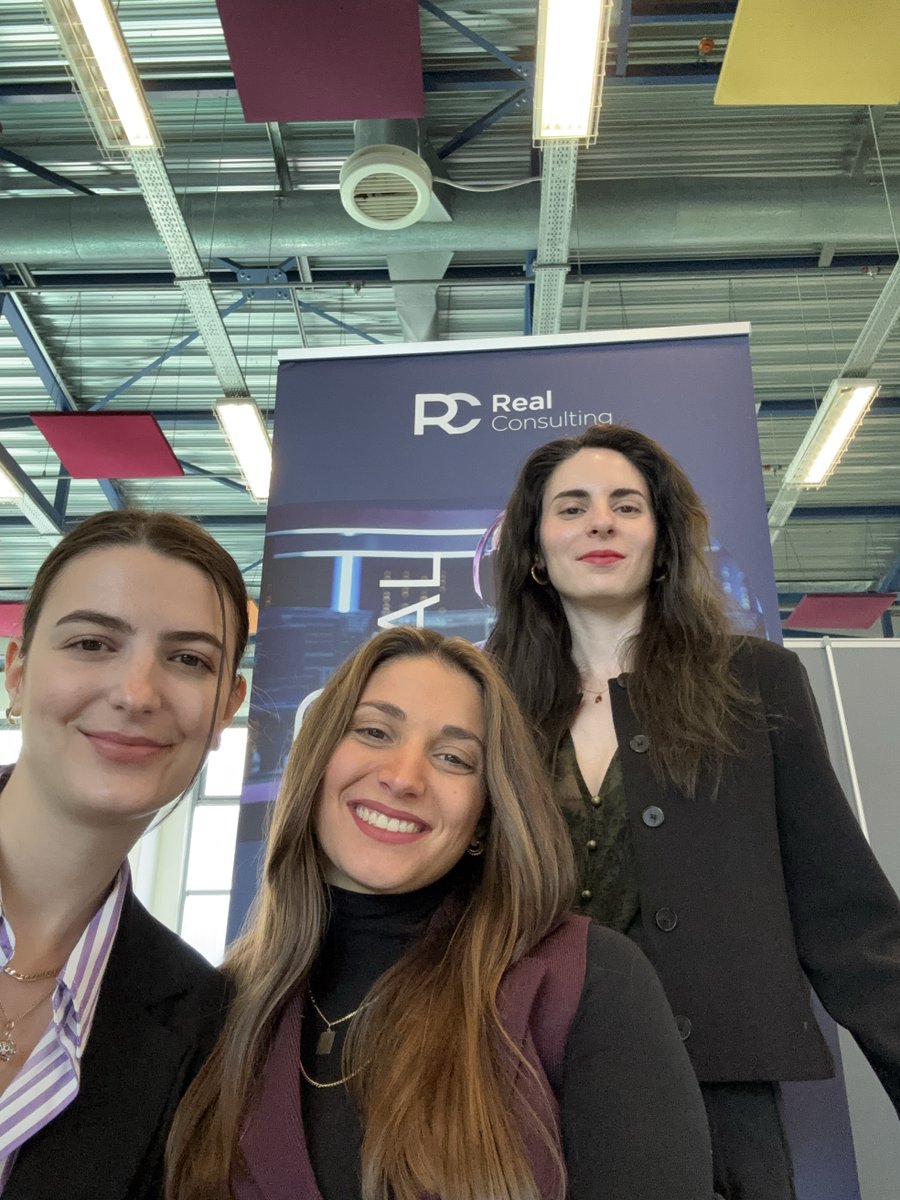 On April 11th, Real Consulting joined the University of Piraeus Career Days to connect with the next generation of tech minds. We talked innovation, digital transformation, and how purpose-driven tech shapes the world. 
To everyone we met, keep in touch. 
#RealConsulting