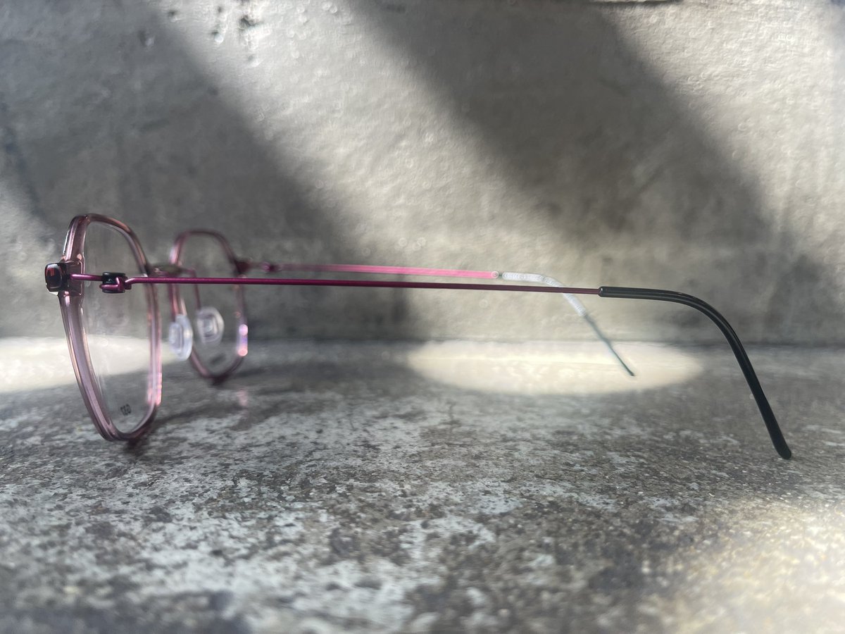 opticalw1's tweet photo. 크다고 다 무겁진 않아.
MiNiMA G37 – 빅사이즈 안경의 새로운 기준. 가볍고, 편하고, 예쁘기까지.
#빅사이즈안경 #가벼운안경 #미니마 #코눌림없는안경 #opticalW https://t.co/yn5b4Y1qbb