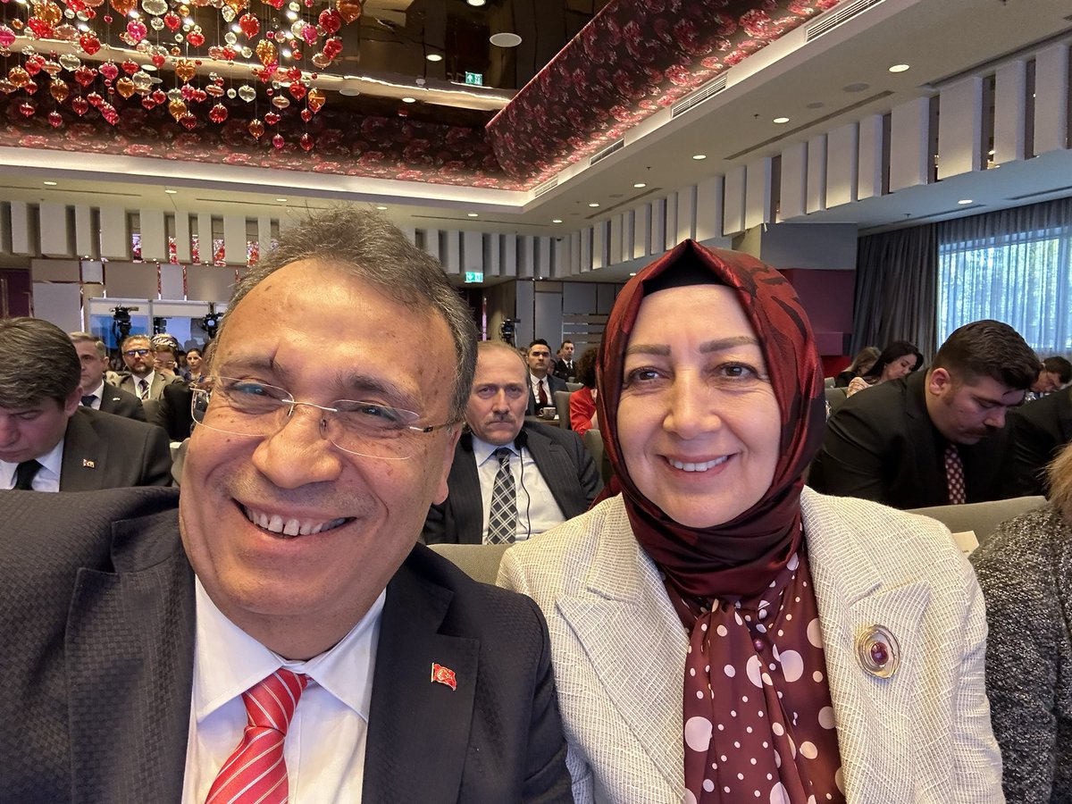 Adalet Bakanlığımız&amp;Unicef tarafından düzenlenen “Çocuk Adalet Sistemini Yeniden Düşünmek:Diversiyon ve Onarıcı Adalet Uygulamalarının Merkeze Alınması” konulu Bölgesel Konferansa HSK’nu temsilen kıymetli Çetin Arslan hocam ile birlikte katılım sağladık.