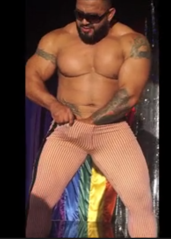 KingyMuscle's tweet photo. 这个是谁有人知道吗？ https://t.co/FvOxvObydu