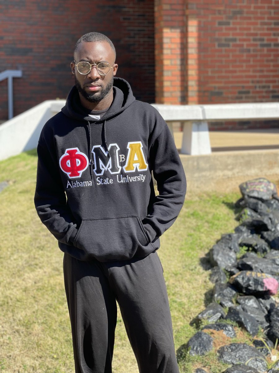 AlontaDevon's tweet image. Well 🤓