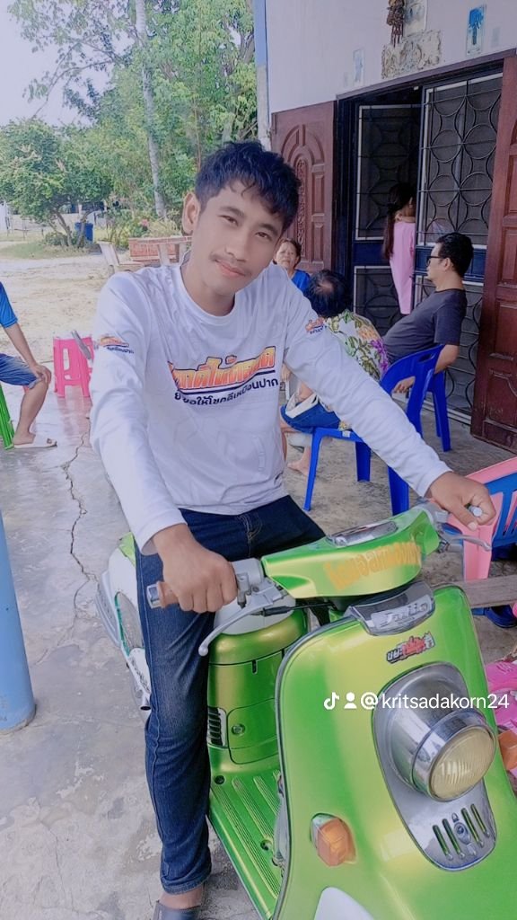 KvsHeluxng's tweet photo. เจอกันโค้งปะปาคับ https://t.co/l9EelxwHf6