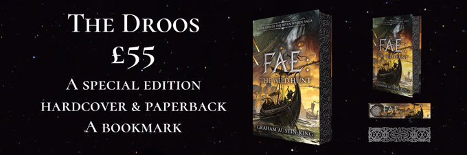 GrayAustin's tweet image. THIS IS THE SEXIEST TIER!!
This special edition hardback comes with an exclusive paperback and bookmark. Now you can show off your paperback at work while the hardback sits safe on your bookshelf being demure and mindful.
kickstarter.com/projects/riven…