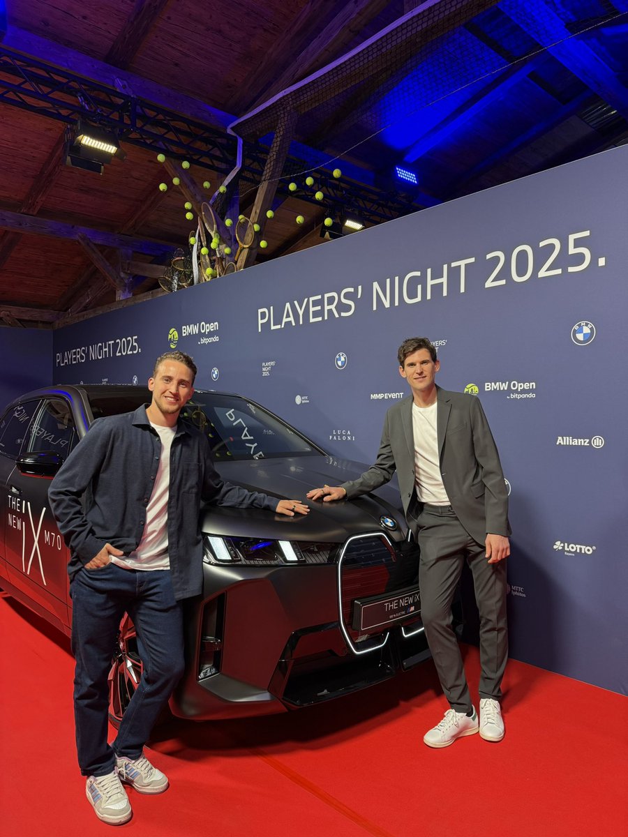 Dominic Thiem (@domithiem) on Twitter photo Munich and the BMW Open in spring – without rain, snow, or hail? And this time, watching from the sidelines?
Such a cool experience to see it all from a different perspective!
Excited to see how the week unfolds.
Wishing all the players the best of luck! 💪🎾
📍<a href="/BMWOpen500/">BMW Open by Bitpanda</a> Munich and the BMW Open in spring – without rain, snow, or hail? And this time, watching from the sidelines?
Such a cool experience to see it all from a different perspective!
Excited to see how the week unfolds.
Wishing all the players the best of luck! 💪🎾
📍<a href="/BMWOpen500/">BMW Open by Bitpanda</a>