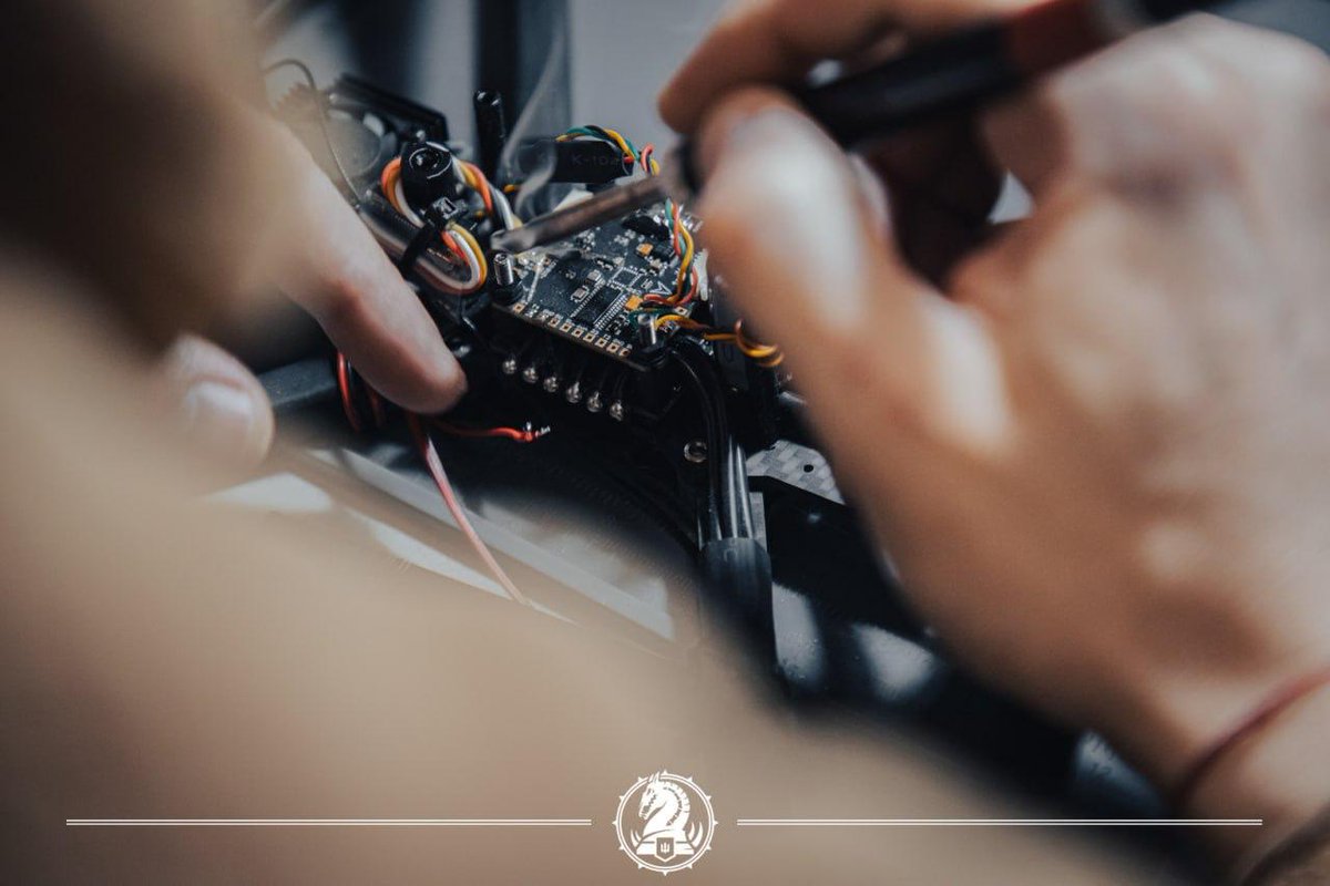 How birds of prey are born.

📷: 47th Mechanized Brigade