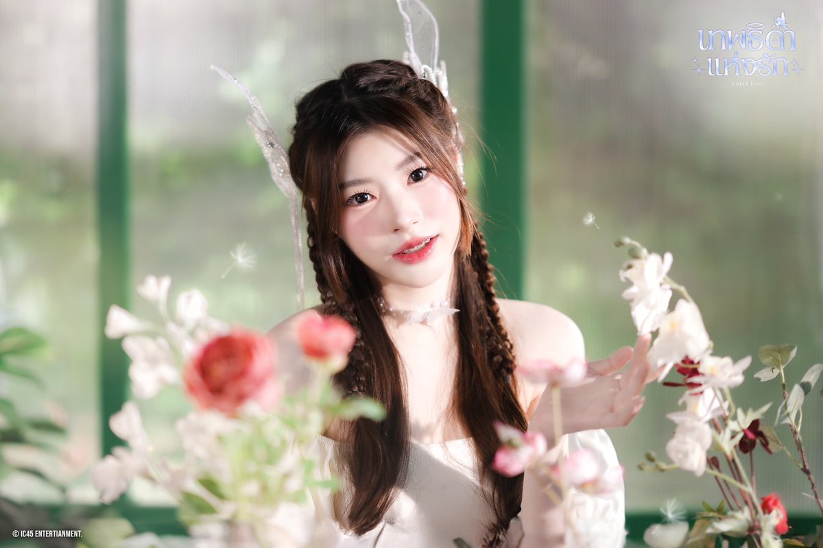 starryniteTH's tweet photo. เทพธิดาแห่งรัก (Cupid Love) 💘
…เทพธิดาแห่งความรัก ช่วยให้ฉันสมหวังที
อธิษฐานวิงวอนโชคชะตาให้เป็นใจ…
💘Praewproud - Patita Wattananupong
@praewproud_SN
Music Available on Streaming
Music Video Release | 21.04.2025
#PraewproudStarryNite #เทพธิดาแห่งรัก #CupidLove
#StarryNite #IC45