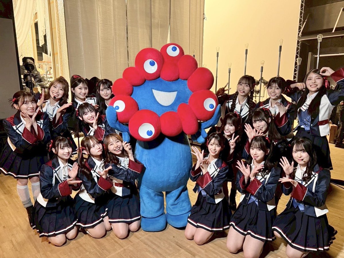 NMB48 チューストライク 直筆 小嶋花梨 4月9日発売『チューストライク』】NMB48から小嶋花梨ちゃん、青