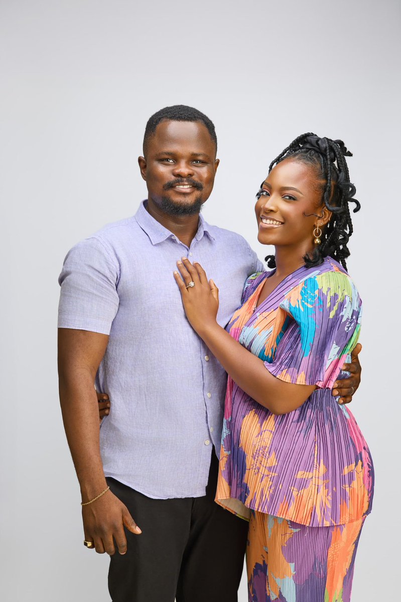 Question for Amata’s new babe. How did he propose? 
A. Will you marry me?
B. Wear it

Find out on Laju Iren Tv this Thursday.