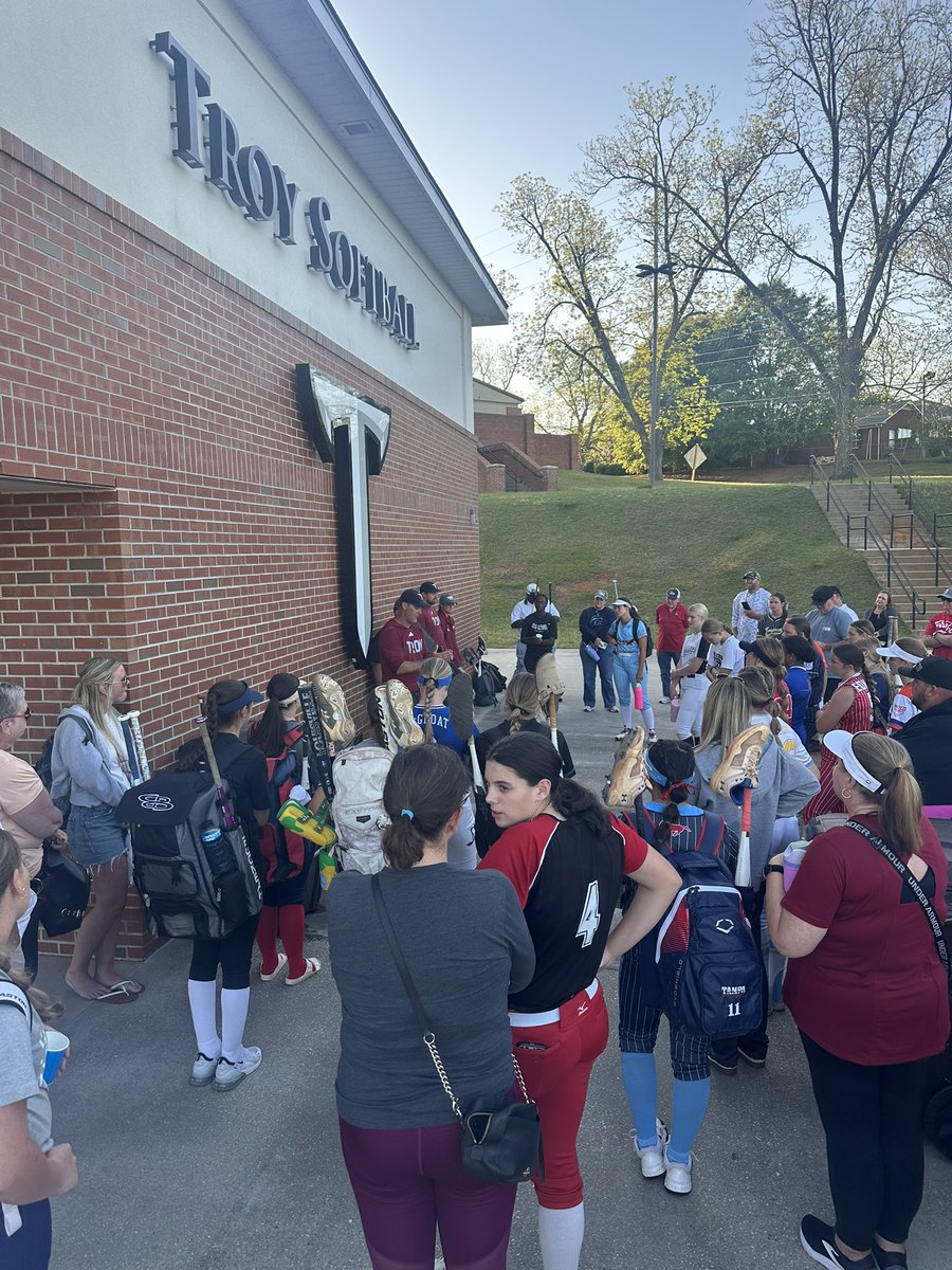 Madilynn Adams (@madiadams2026) on Twitter photo I had the great opportunity to attend a <a href="/TroyTrojansSB/">Troy Softball</a> prospect camp. The coaches, facilities, and campus were all top notch! Truly loved every minute of it. Thanks for the invite and great camp! <a href="/e_newellcoach/">Eric Newell</a> <a href="/CESC_Drotar/">Carolina Elite National Drotar</a> I had the great opportunity to attend a <a href="/TroyTrojansSB/">Troy Softball</a> prospect camp. The coaches, facilities, and campus were all top notch! Truly loved every minute of it. Thanks for the invite and great camp! <a href="/e_newellcoach/">Eric Newell</a> <a href="/CESC_Drotar/">Carolina Elite National Drotar</a>
