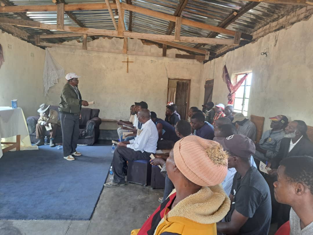 "We can find suitable and sustainable solutions only if we act together and in agreement" CCJP-Mutare  establishes Community-Led Climate Action Groups in Buhera ward 29.
#Misereor #ClimateAction
#environment