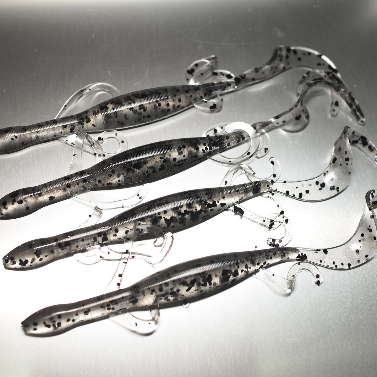 baitjunky2013's tweet photo. 昔のハンドポワードワームにあったゴロゴロしたデカラメ。
#月光
#リザードワーム
#lizardbait https://t.co/mi3SaVIl1j