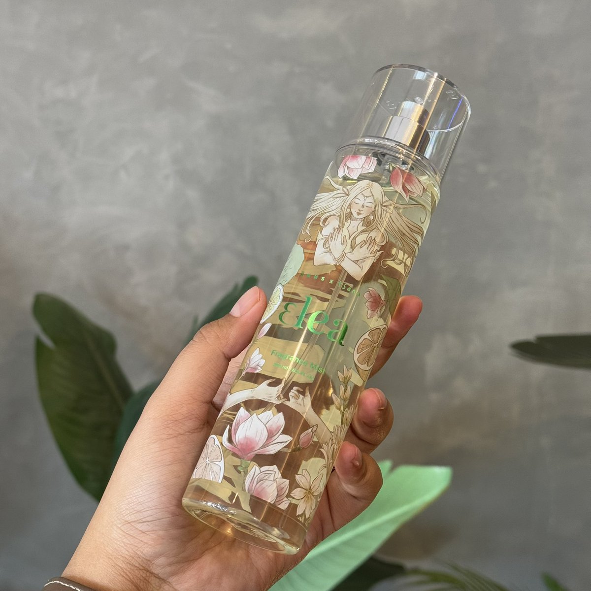 queerisy's tweet photo. “PRODUK YANG BAKAL AKU REPURCHASE TERUS SAMPE JADI NENEK-NENEK” 

TOP 4 VERSI AKU!!! 😫🥹 https://t.co/rPG5pOVCAx