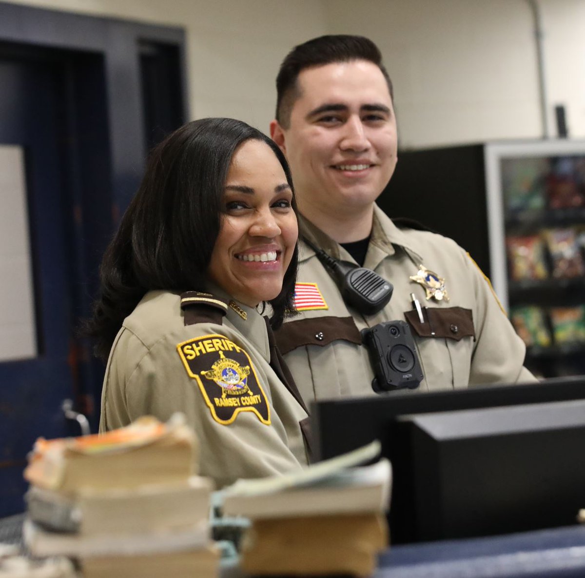 RamseySheriff's tweet image. Looking for a job?
Enjoy working with an awesome team, free gym access and the latest technology? Oh, and great pay, health insurance and retirement benefits, too?
We've got you.
We're currently looking for Correctional Officers: ramseycounty.us/your-governmen…